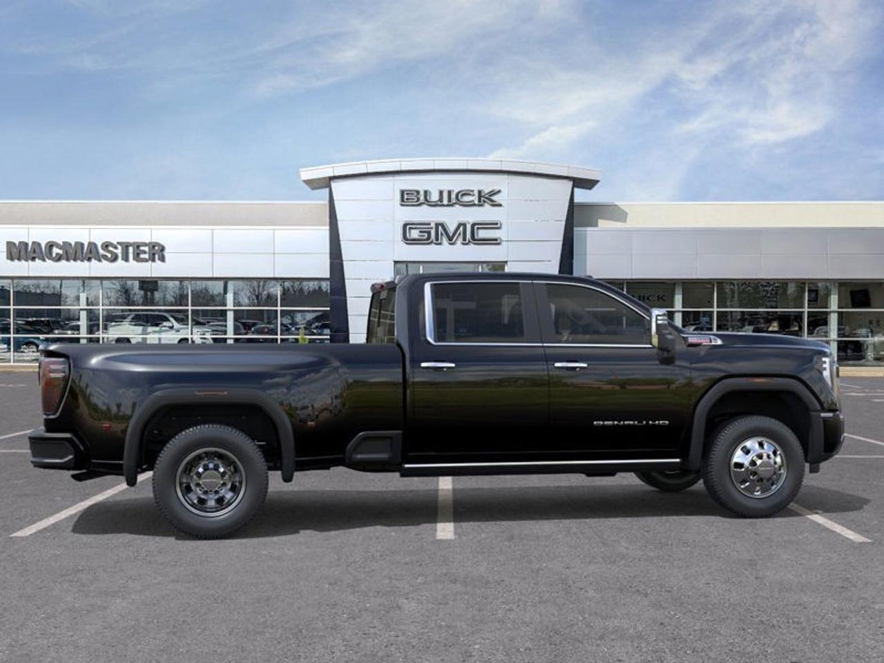2026 GMC Sierra 3500HD 4WD Crew Cab Long Box Denali Photo