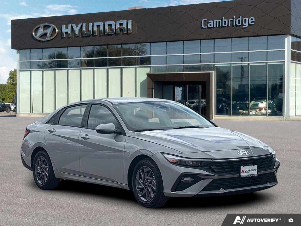 2024 Hyundai Elantra Preferred   HEATED SEATS/WHEEL   5.9L/100KM Photo