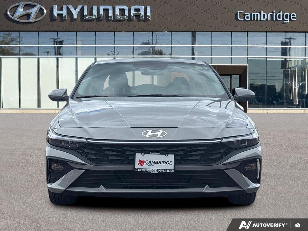 2024 Hyundai Elantra Preferred   HEATED SEATS/WHEEL   5.9L/100KM Photo