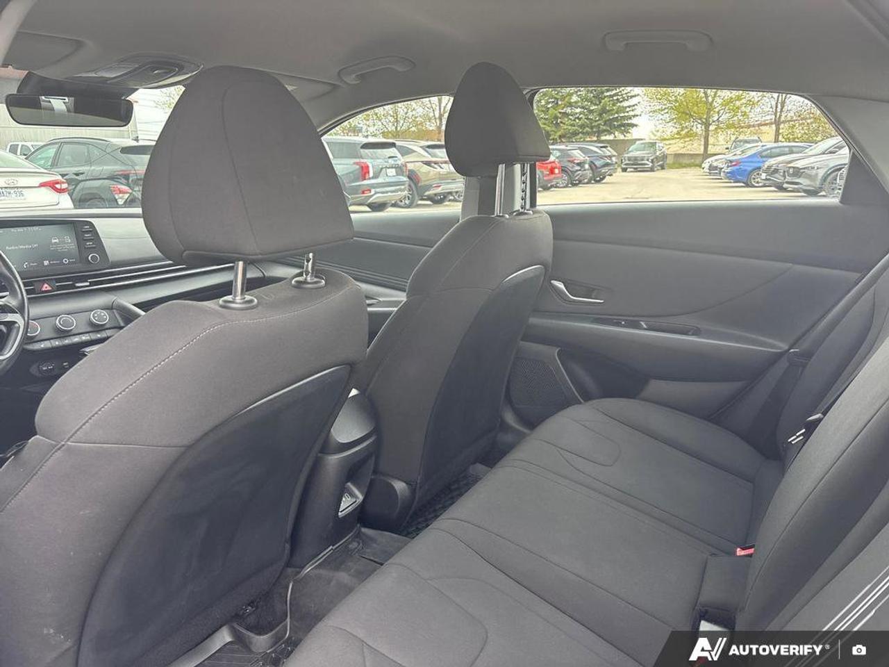 2024 Hyundai Elantra Preferred   HEATED SEATS/WHEEL   5.9L/100KM Photo
