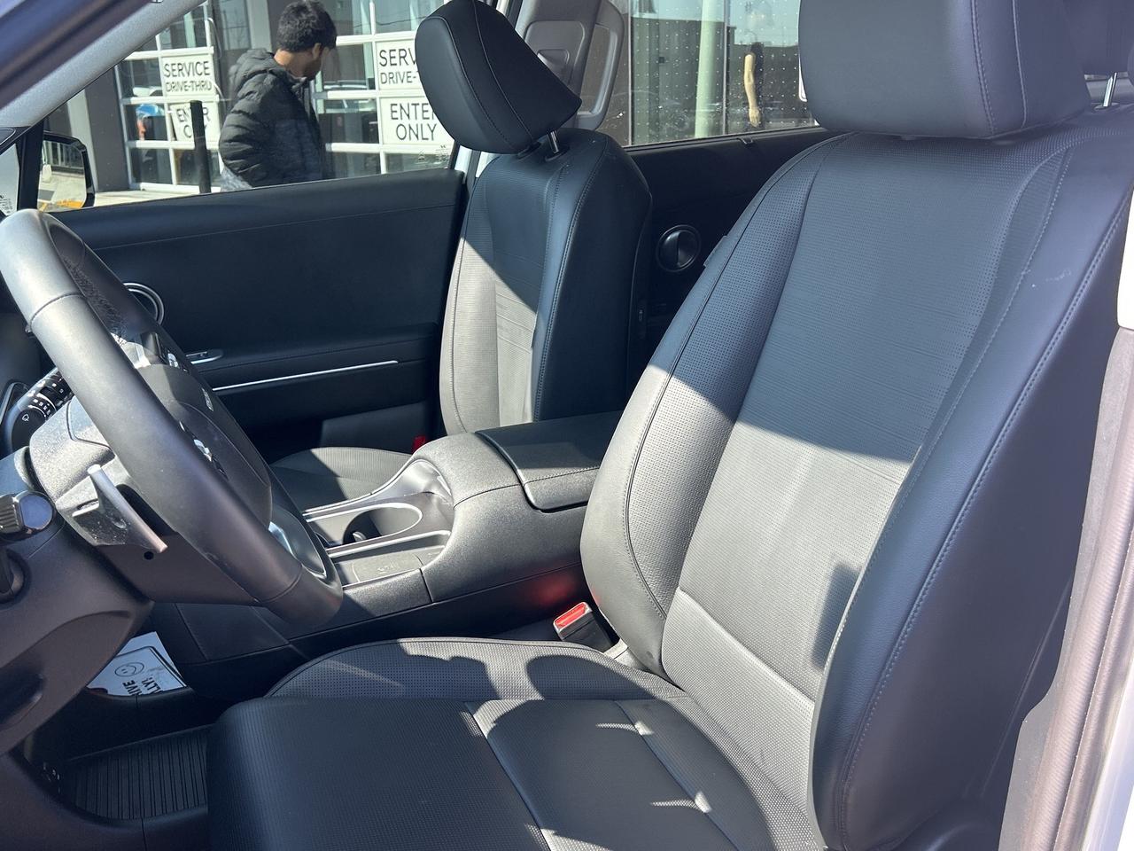 2026 Hyundai Palisade Hybrid Luxury Hybrid   Starting from 5.29% OAC Photo