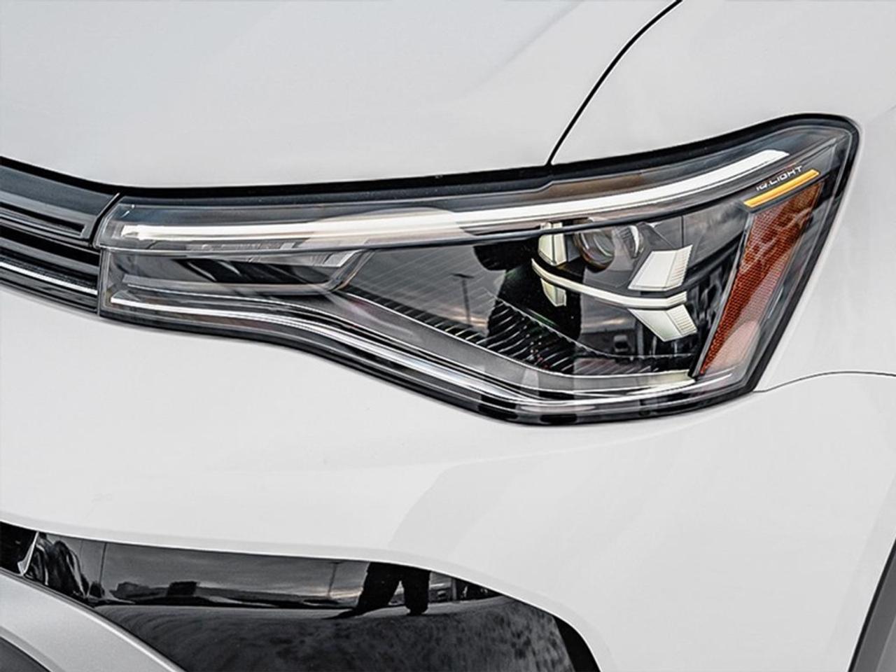 2026 Volkswagen Taos Trendline 4Motion Photo
