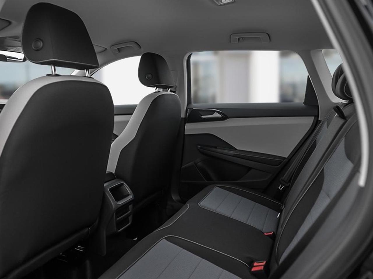2026 Volkswagen Taos Trendline 4Motion Photo