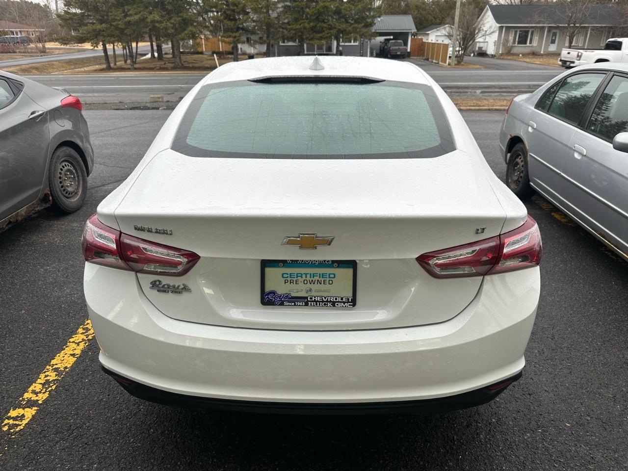 2022 Chevrolet Malibu 4DR SDN LT Photo