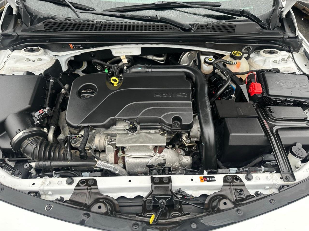 2022 Chevrolet Malibu 4DR SDN LT Photo