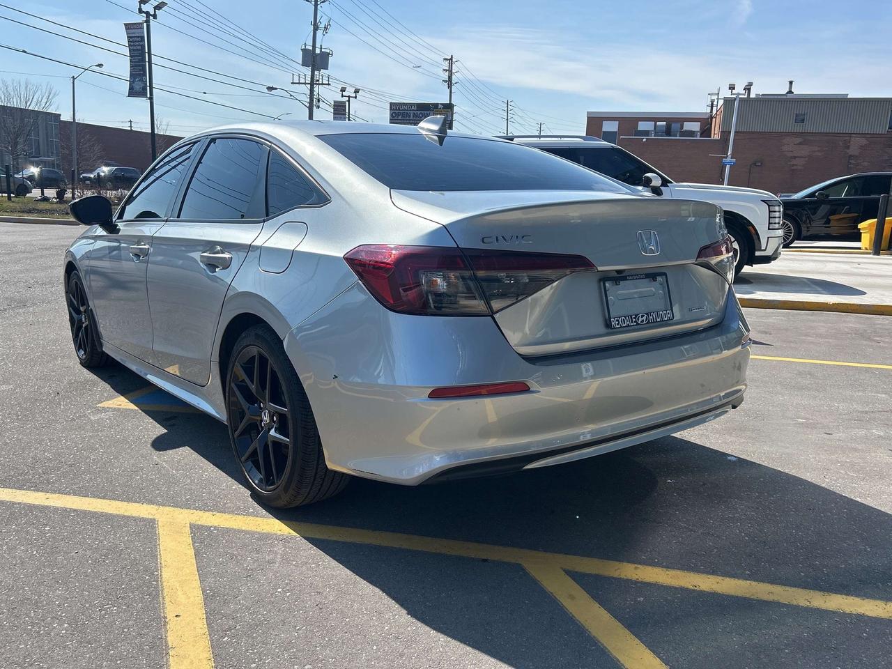 2025 Honda Civic Sport Hybrid   ONE OWNER   CLEAN CARFAX Photo