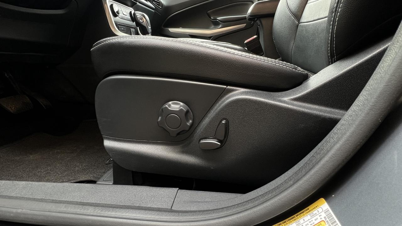 2020 Ford EcoSport Titanium 4WD   Leather   Sunroof   Navi Photo