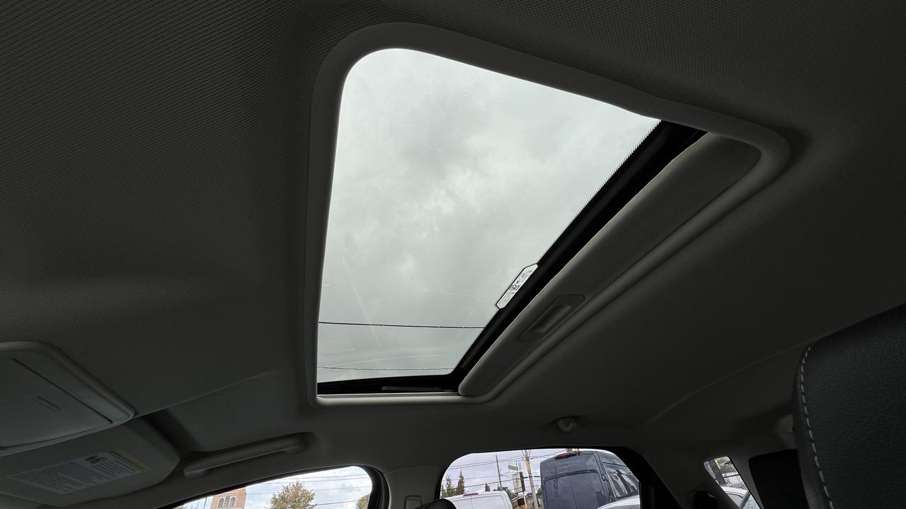 2020 Ford EcoSport Titanium 4WD   Leather   Sunroof   Navi Photo