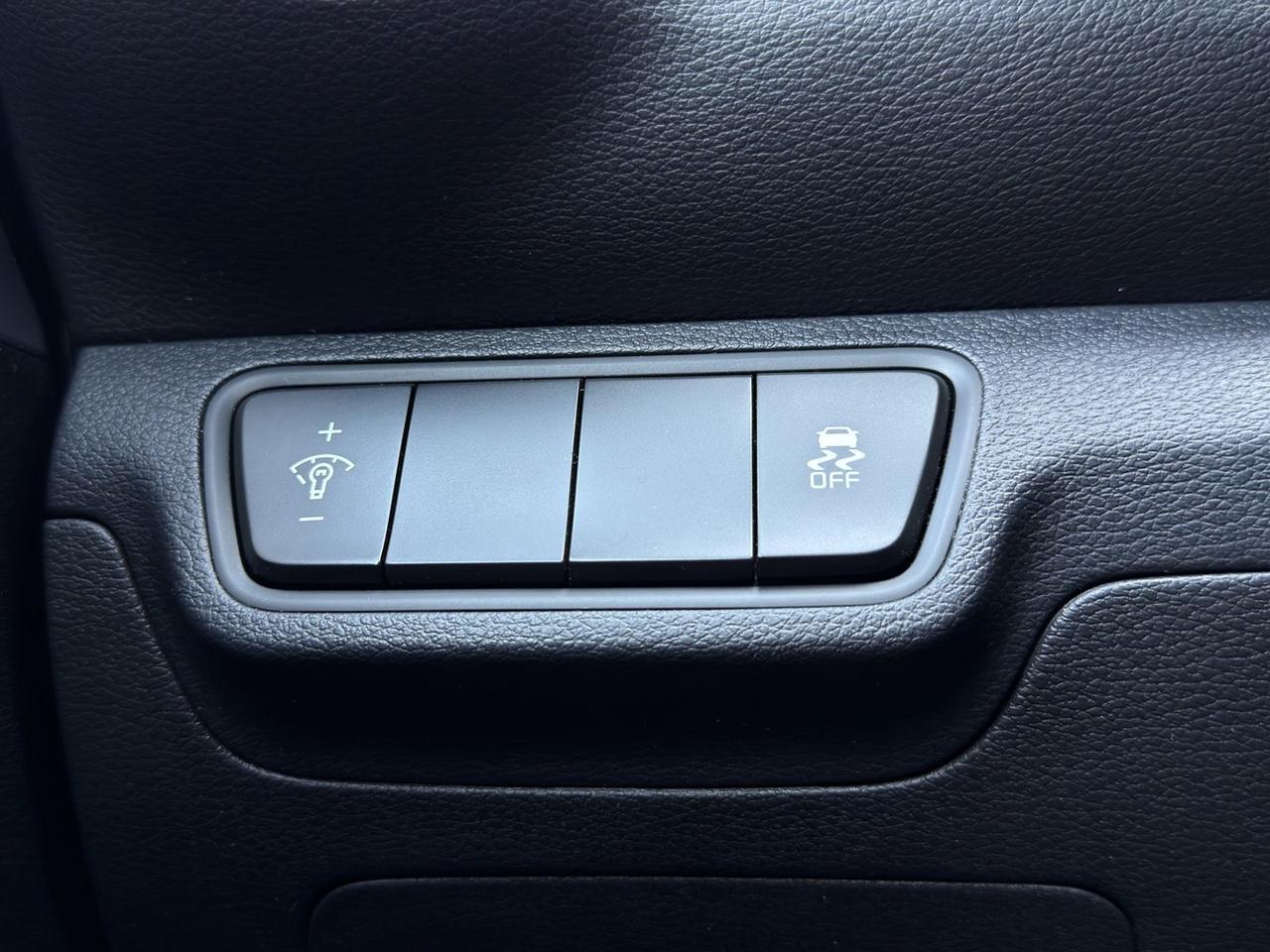 2022 Kia Forte LX   Htd Seats   Carplay   Rev Cam Photo