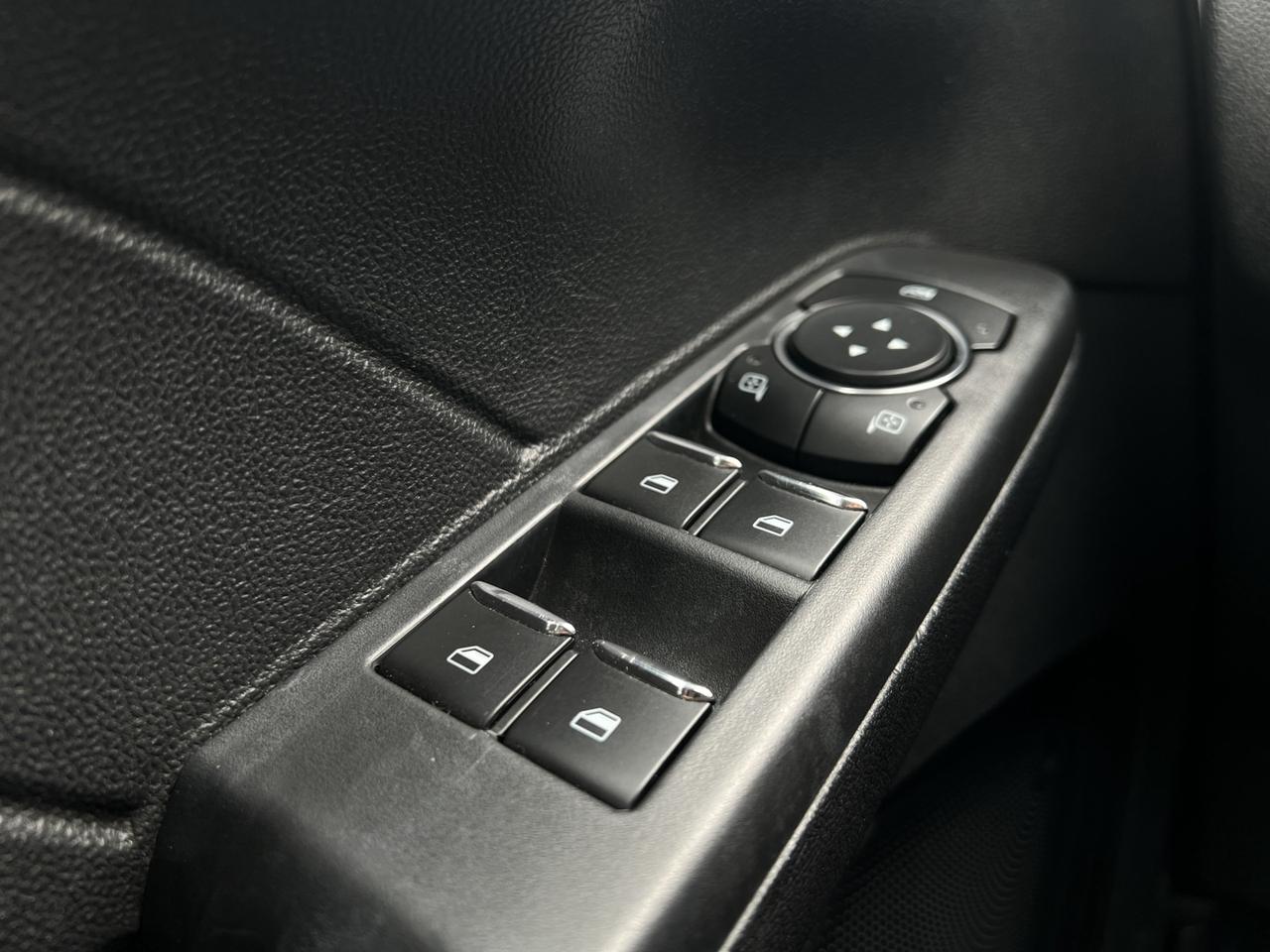 2021 Ford Escape SEL AWD   Leather   Navi   Remote Start Photo