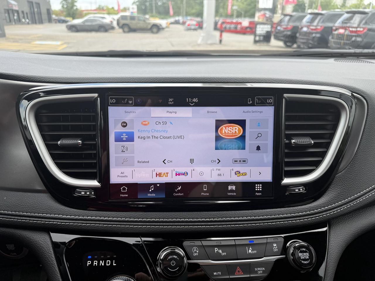 2025 Chrysler Pacifica Select AWD - Power Liftgate & Sliding Doors Photo