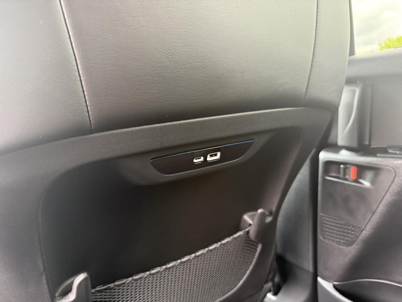 2025 Chrysler Pacifica Select AWD - Power Liftgate & Sliding Doors Photo