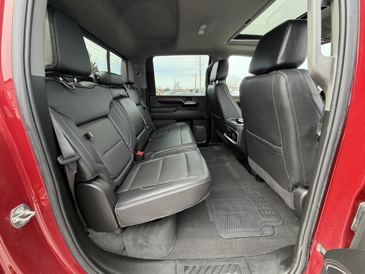 2024 GMC Sierra 3500HD DENALI LIFT/WHEEL/TIRE PKG!! Photo