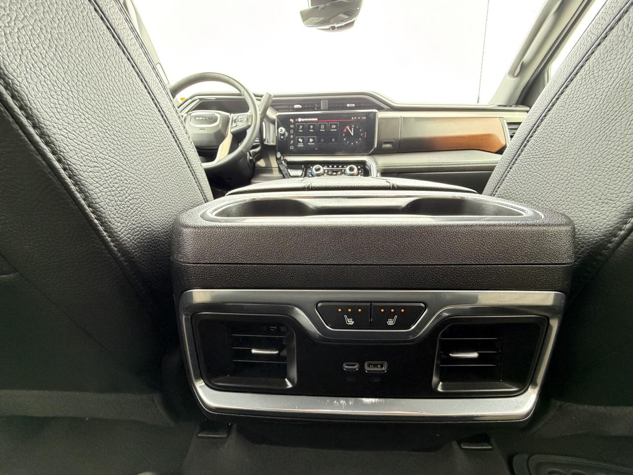 2024 GMC Sierra 3500HD DENALI LIFT/WHEEL/TIRE PKG!! Photo