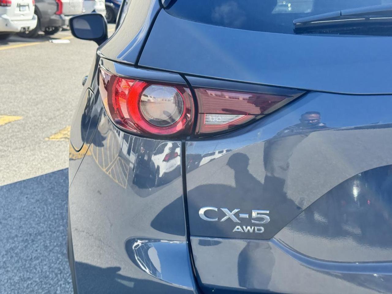 2021 Mazda CX-5 21.5 KURO/ NEW TIRES AND BRAKES/ EXTENDED WARRANTY Photo