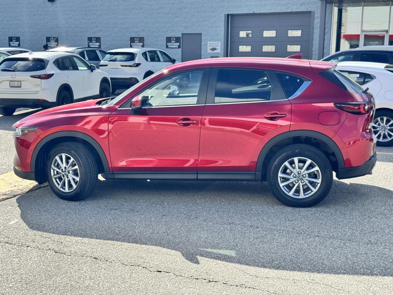 2023 Mazda CX-5 GS AWD/ EXTENDED WARRANTY/ NEW TIRES AND BRAKES Photo