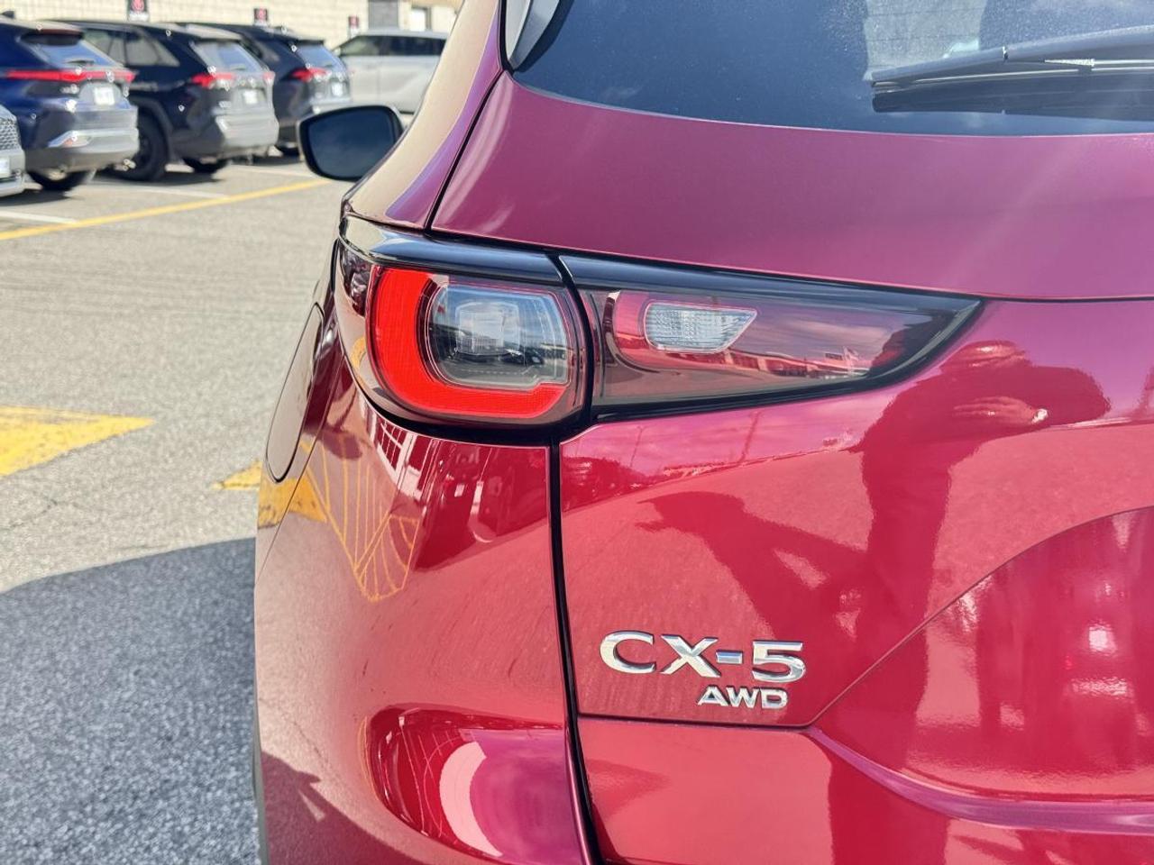 2023 Mazda CX-5 GS AWD/ EXTENDED WARRANTY/ NEW TIRES AND BRAKES Photo