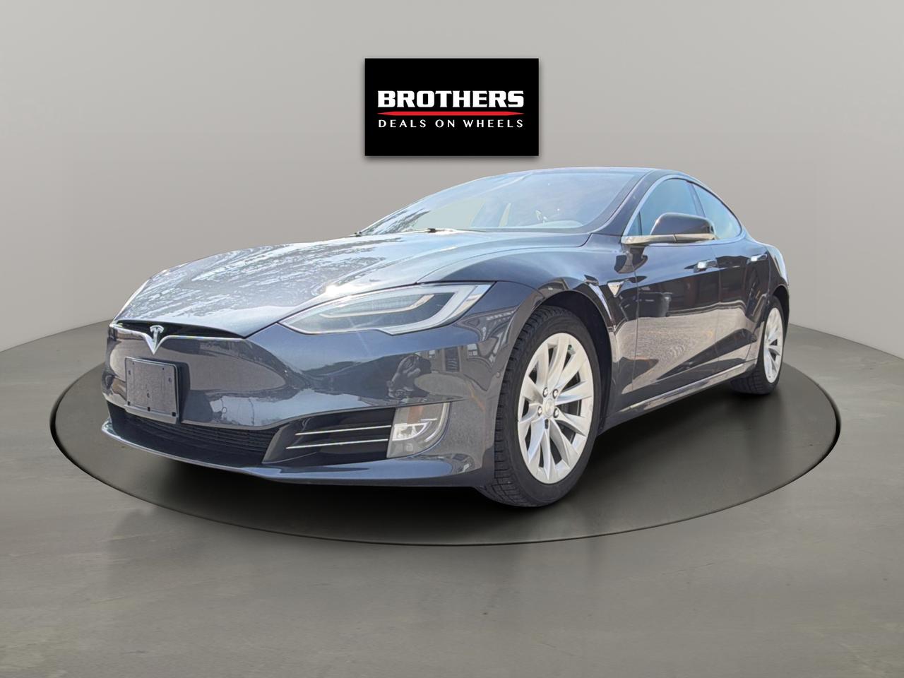 2018 Tesla Model S 100D AWD OneOwner NoAccidents Photo2