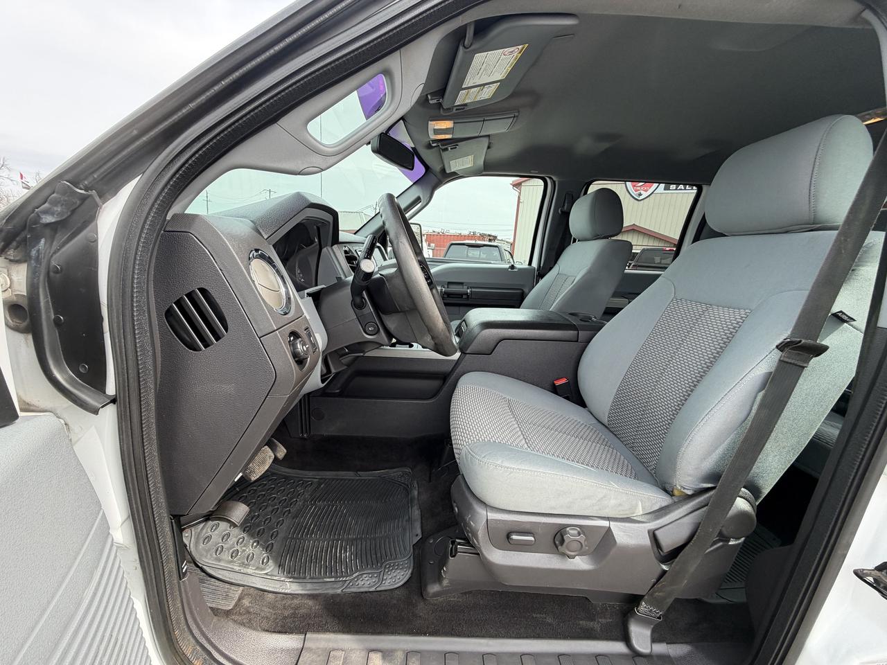 2016 Ford F-250 POWERSTROKE DIESEL 4X4 Photo