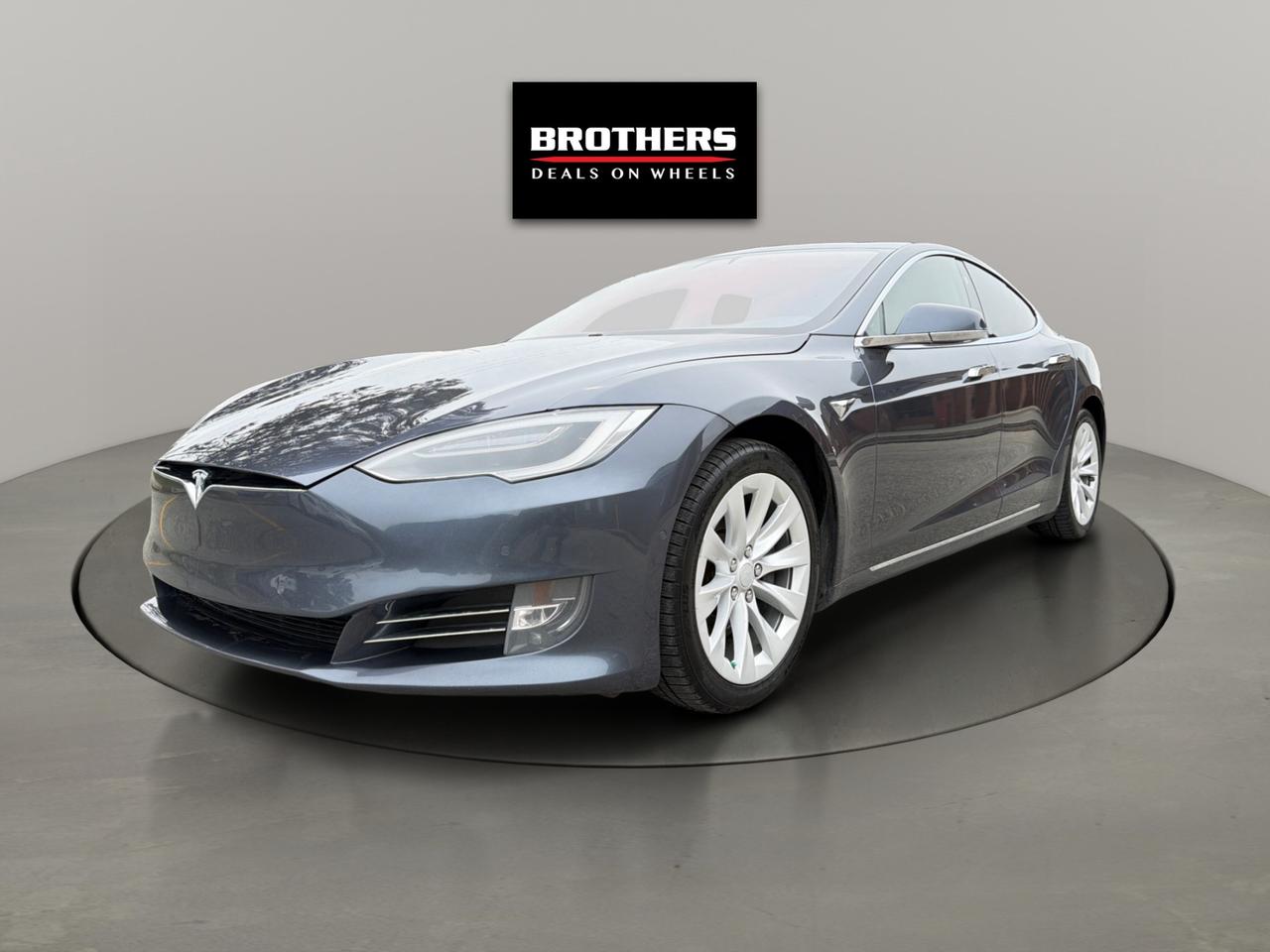2018 Tesla Model S 75D AWD Photo2