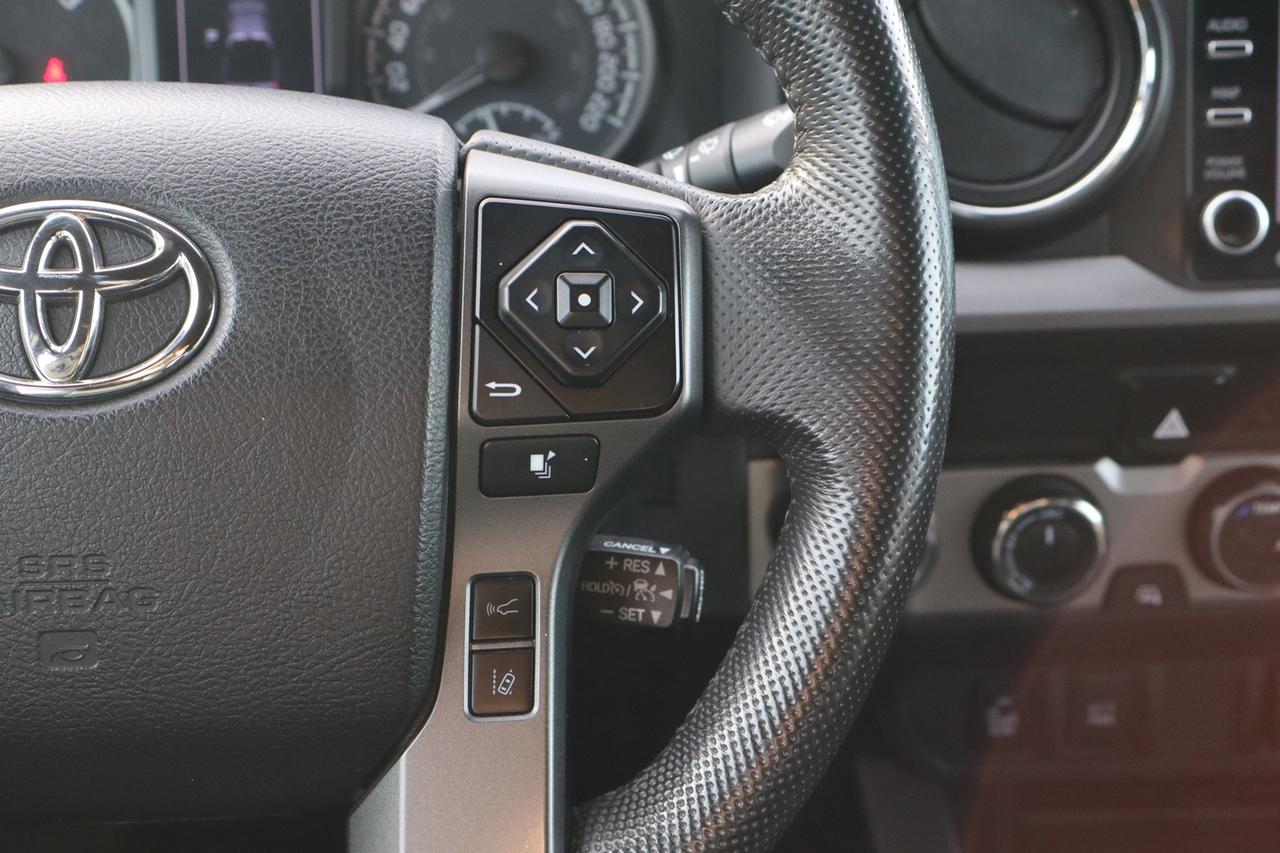 2021 Toyota Tacoma SR5 TRD Sport Leather Double Cab V6 4WD Photo