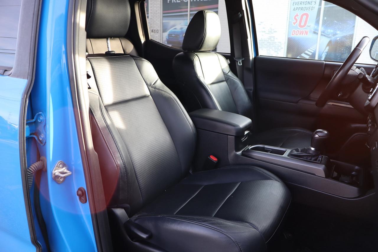 2021 Toyota Tacoma SR5 TRD Sport Leather Double Cab V6 4WD Photo