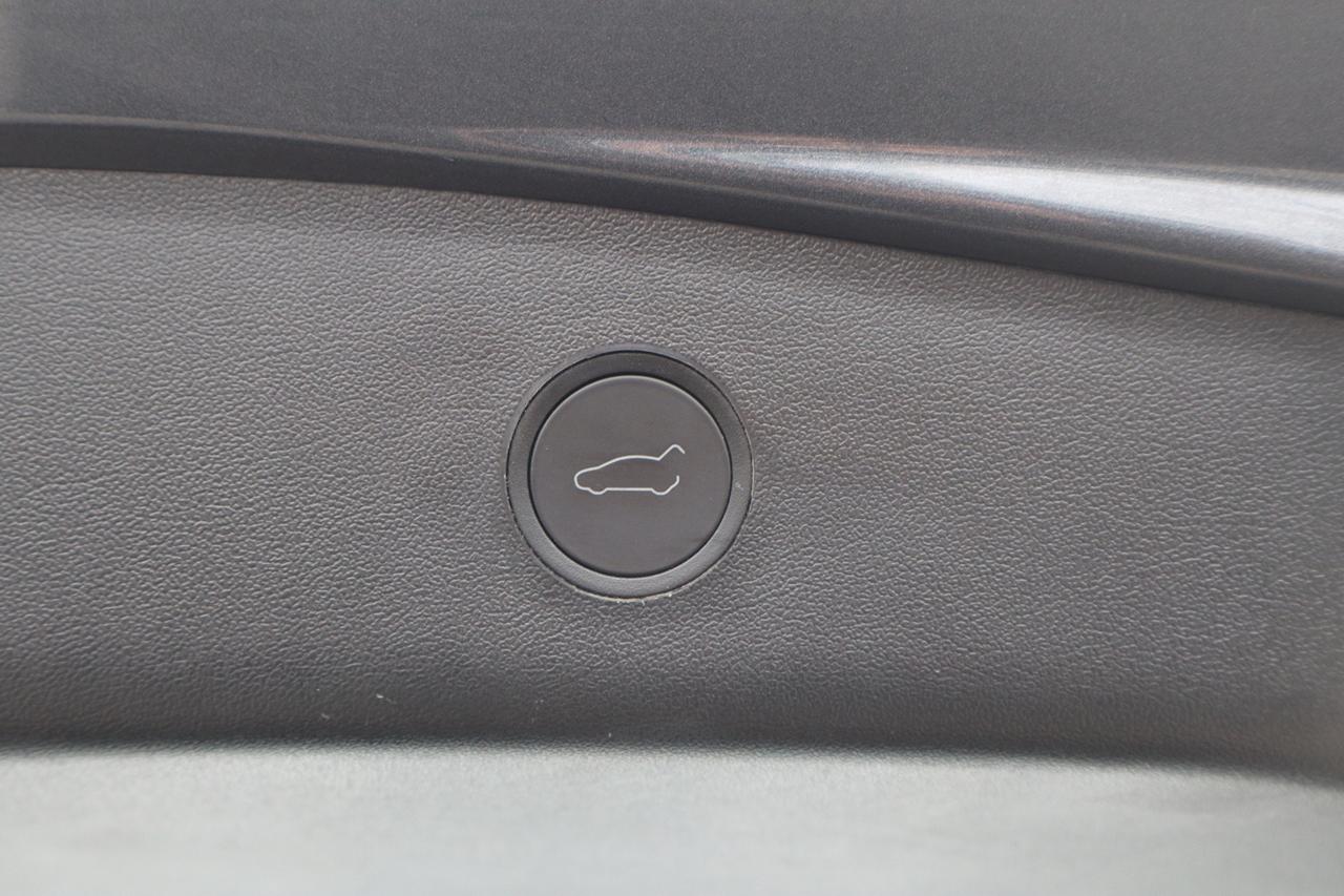 2023 Tesla Model 3 Standard Range Plus   No Accident   Clean Carfax Photo