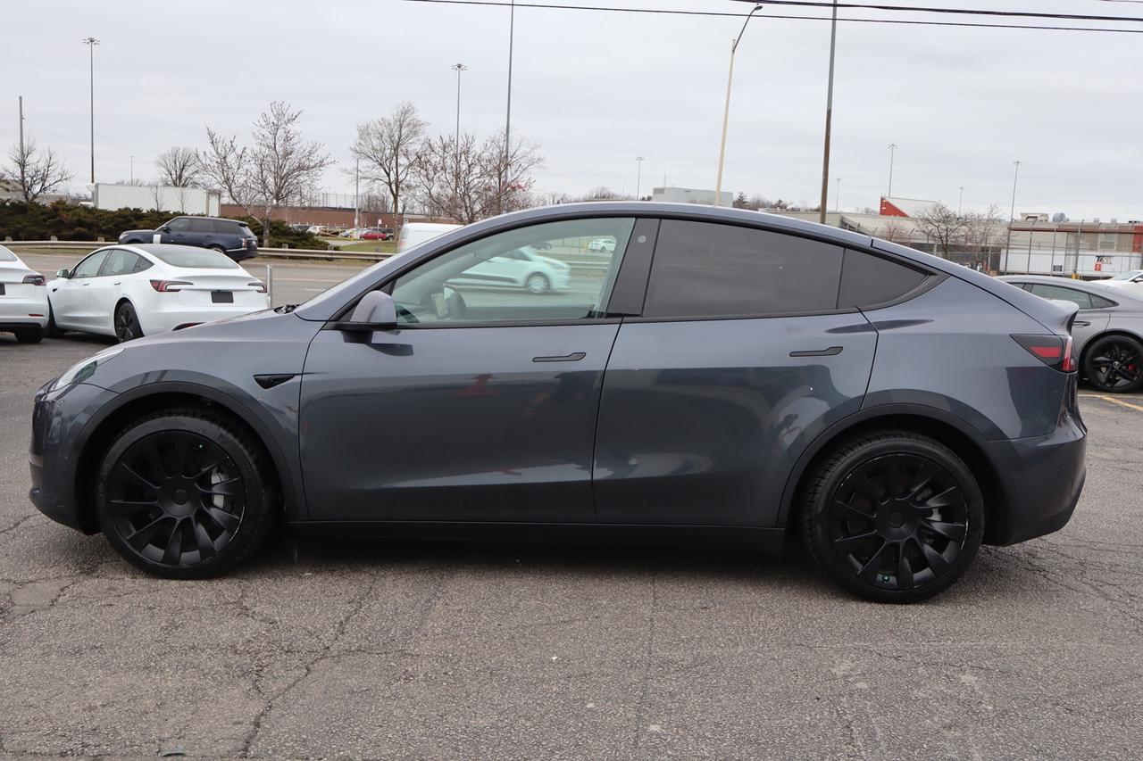 2022 Tesla Model Y Long Range   Dual Motor   One Owner   Clean Carfax Photo3