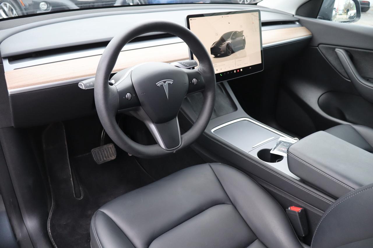 2022 Tesla Model Y Long Range   Dual Motor   One Owner   Clean Carfax Photo