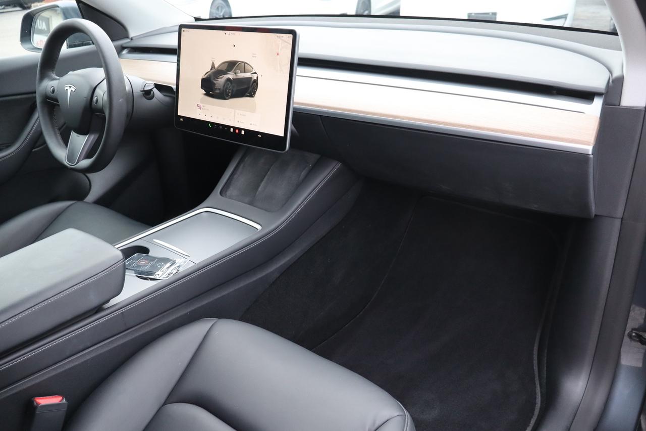 2022 Tesla Model Y Long Range   Dual Motor   One Owner   Clean Carfax Photo
