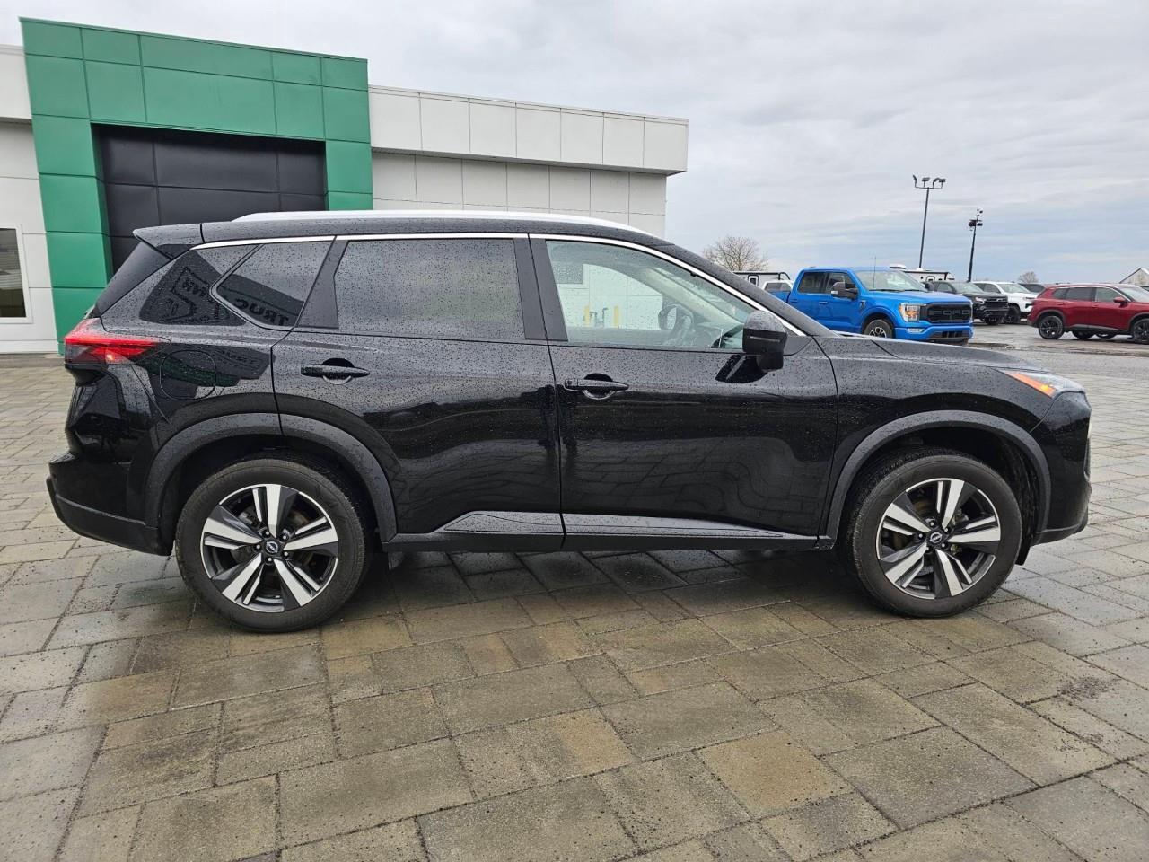 2024 Nissan Rogue SV Moonroof 4dr All-Wheel Drive Sport Utility Photo
