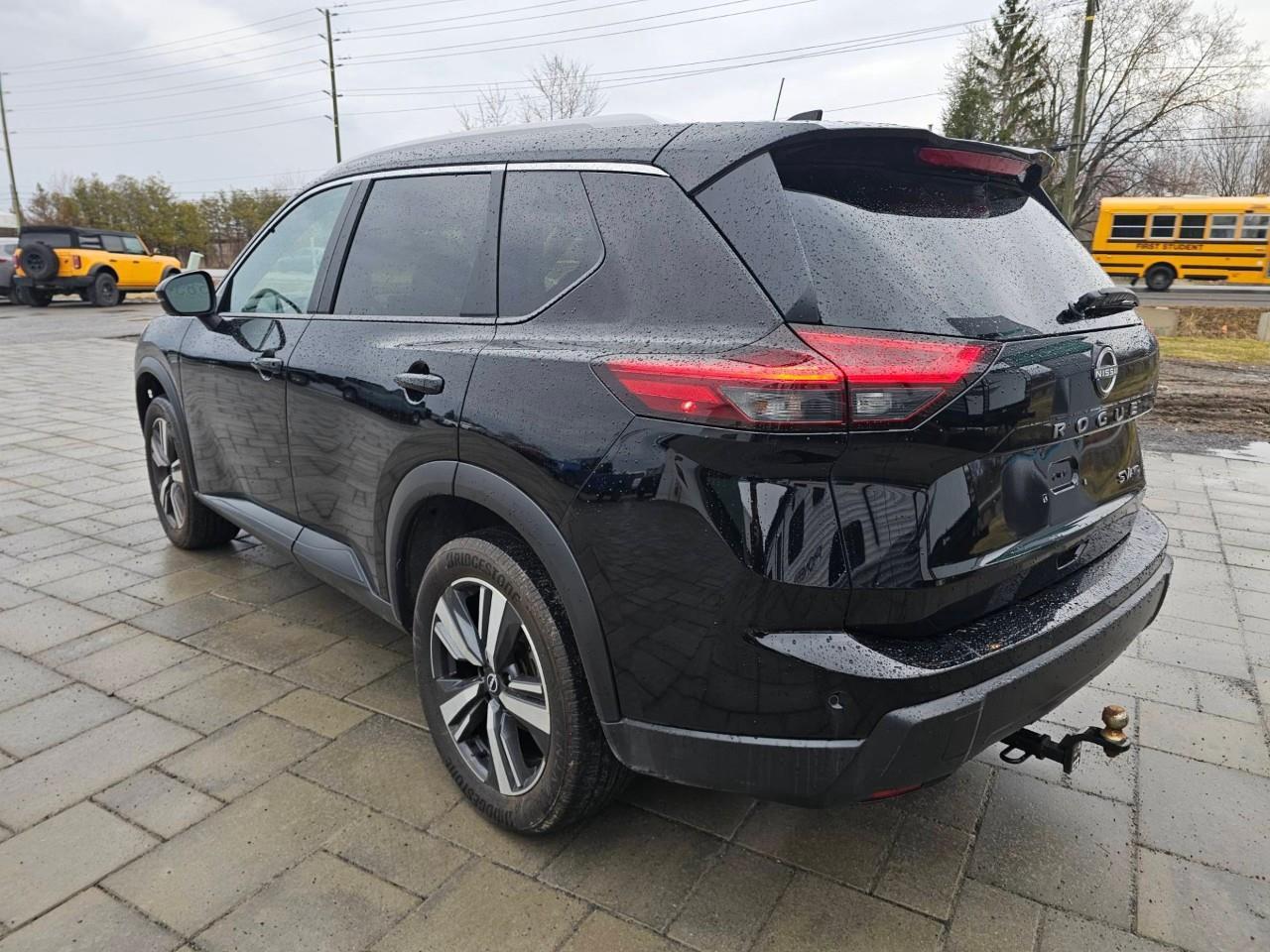 2024 Nissan Rogue SV Moonroof 4dr All-Wheel Drive Sport Utility Photo
