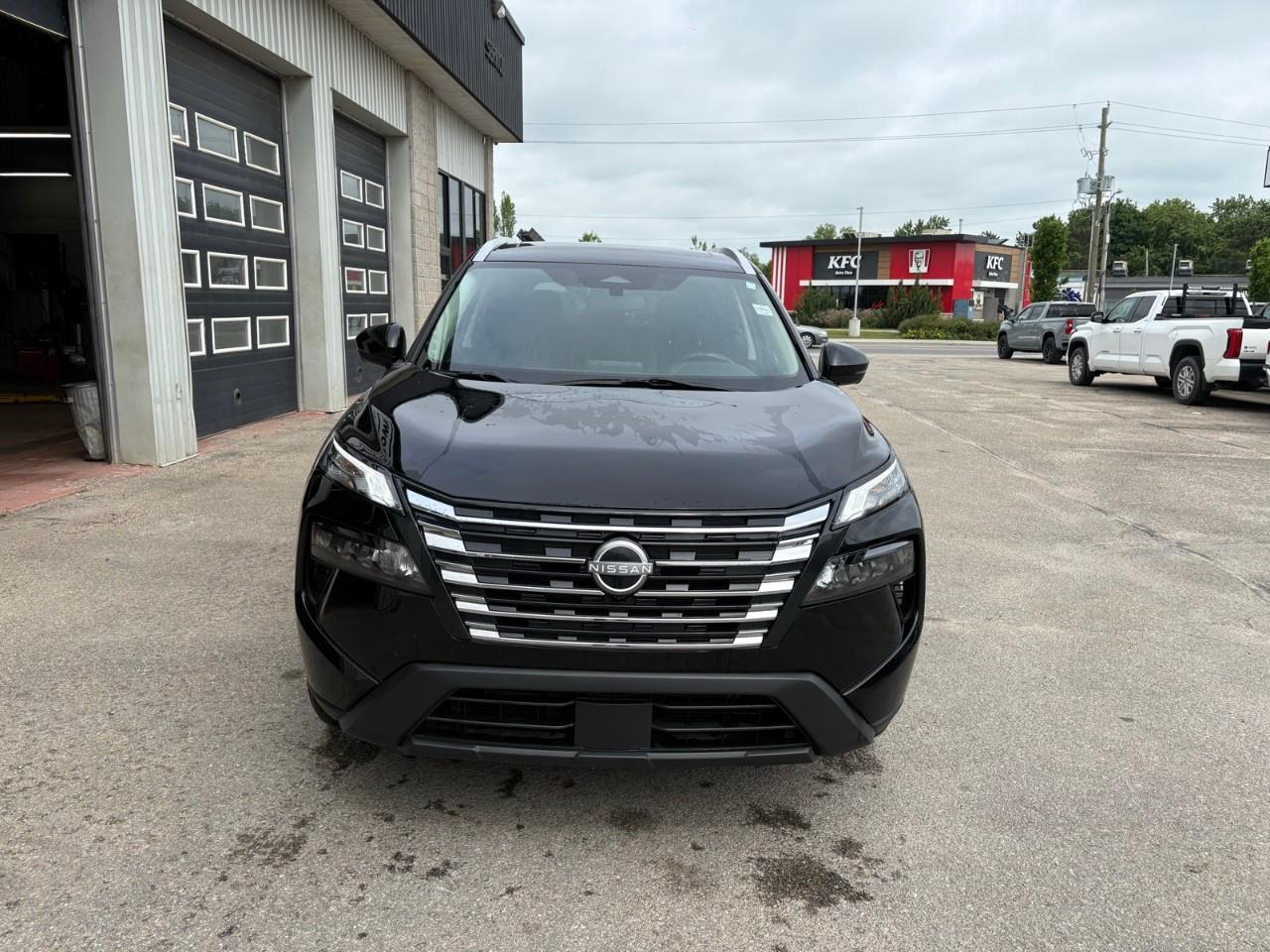2024 Nissan Rogue SV Moonroof 4dr All-Wheel Drive Sport Utility Photo