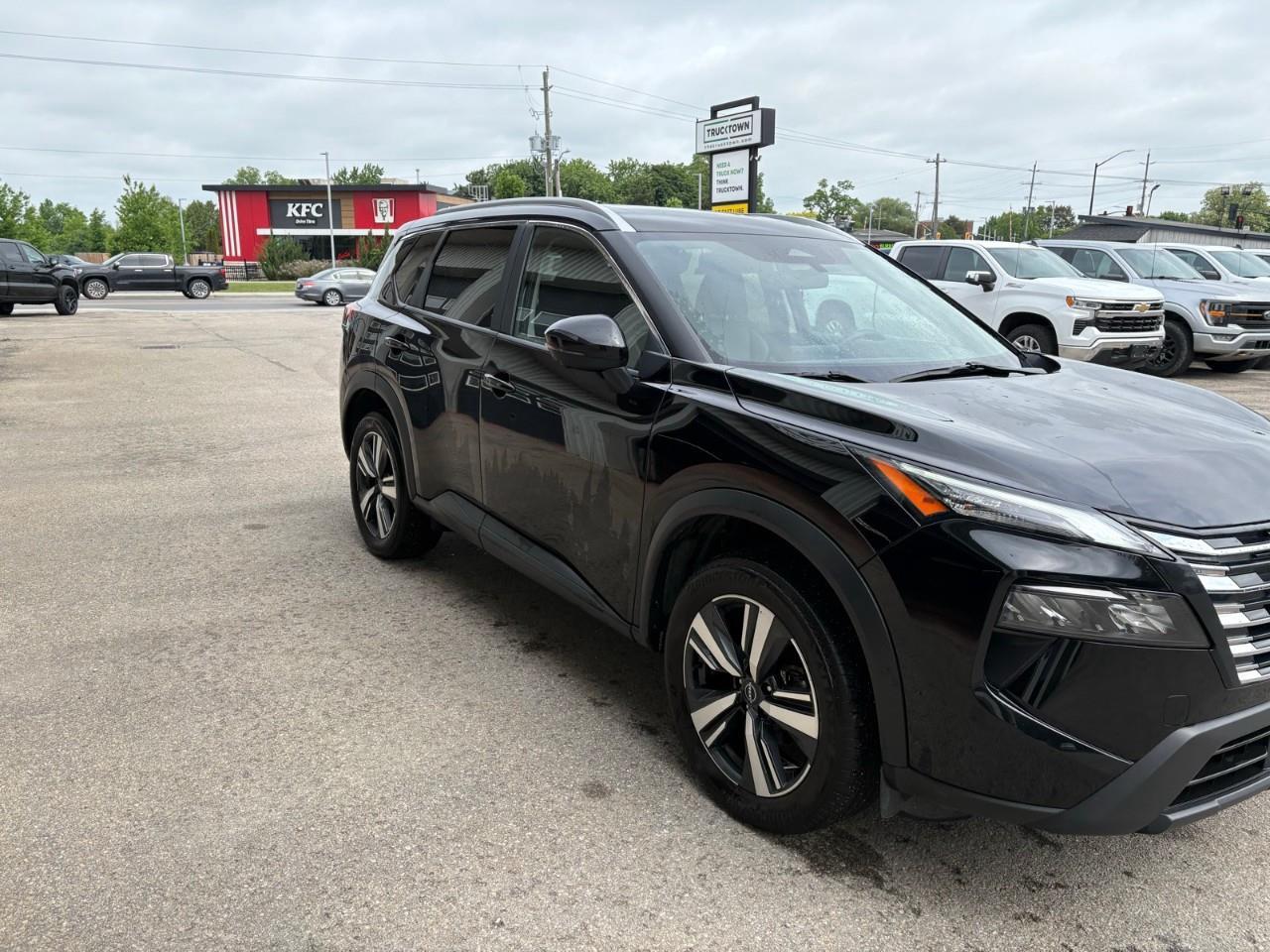2024 Nissan Rogue SV Moonroof 4dr All-Wheel Drive Sport Utility Photo
