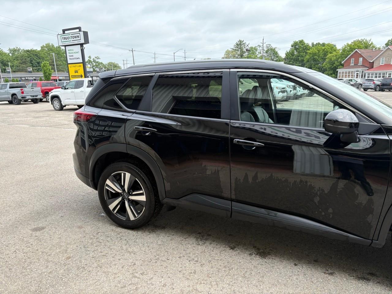 2024 Nissan Rogue SV Moonroof 4dr All-Wheel Drive Sport Utility Photo