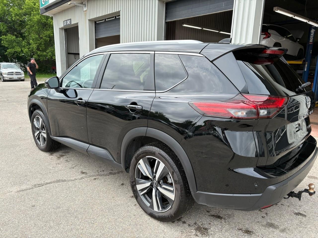 2024 Nissan Rogue SV Moonroof 4dr All-Wheel Drive Sport Utility Photo