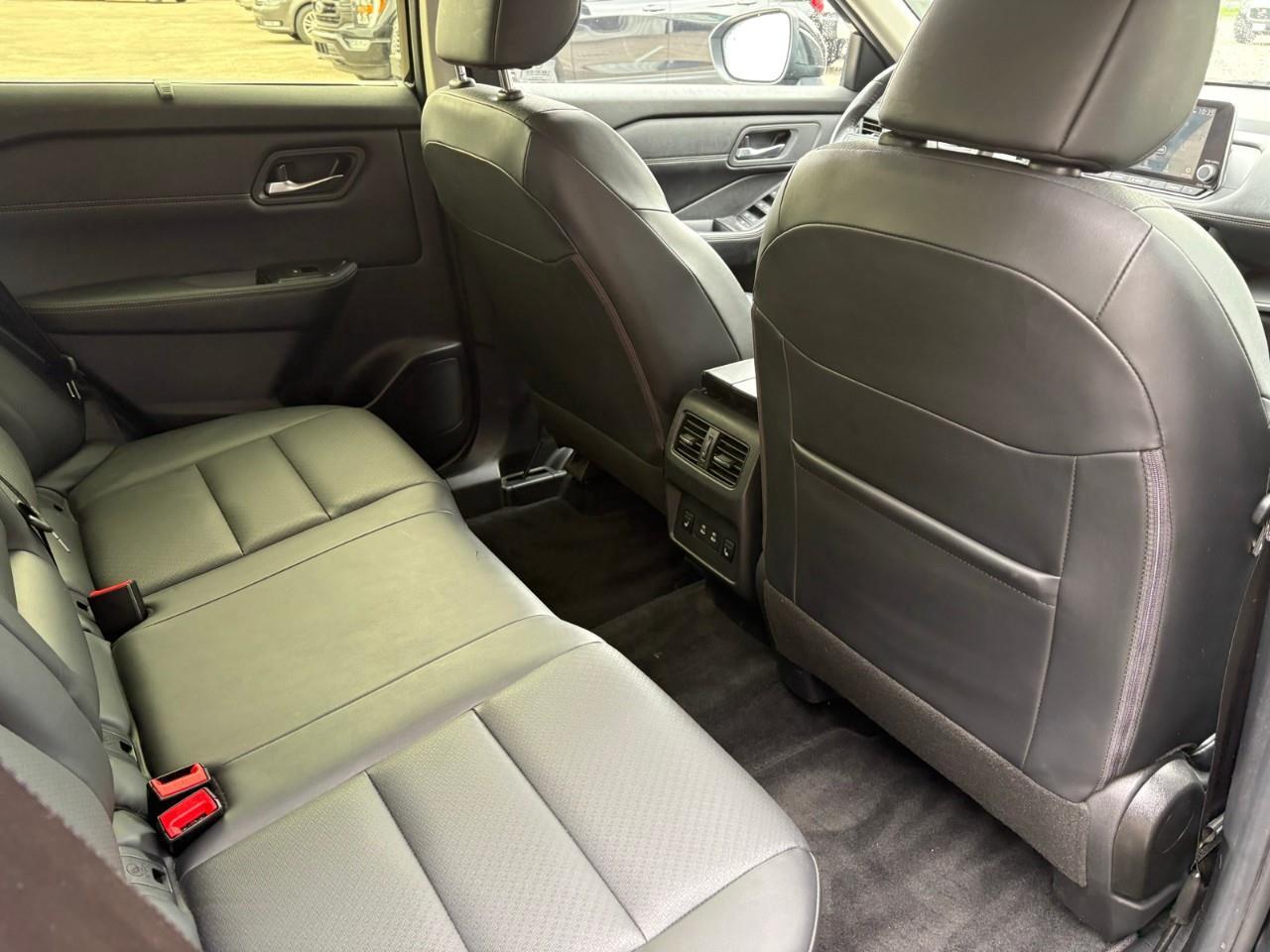 2024 Nissan Rogue SV Moonroof 4dr All-Wheel Drive Sport Utility Photo