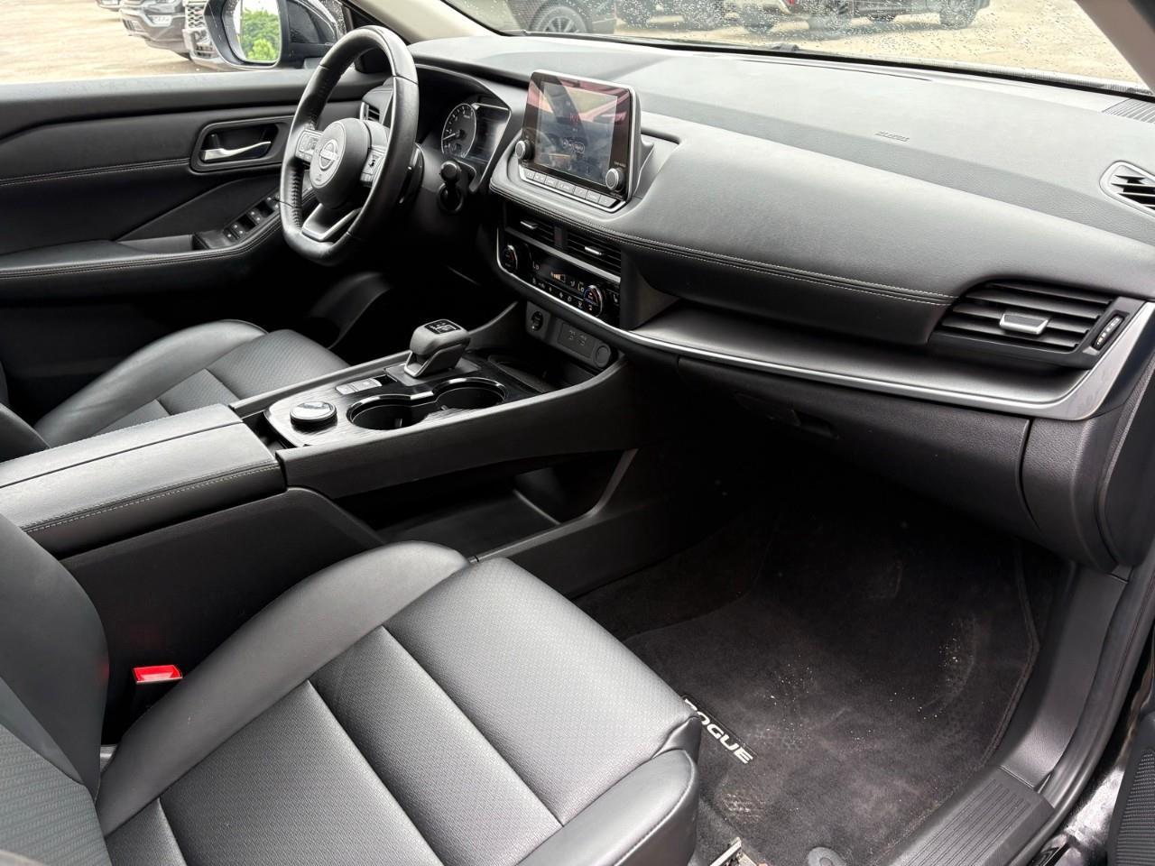 2024 Nissan Rogue SV Moonroof 4dr All-Wheel Drive Sport Utility Photo