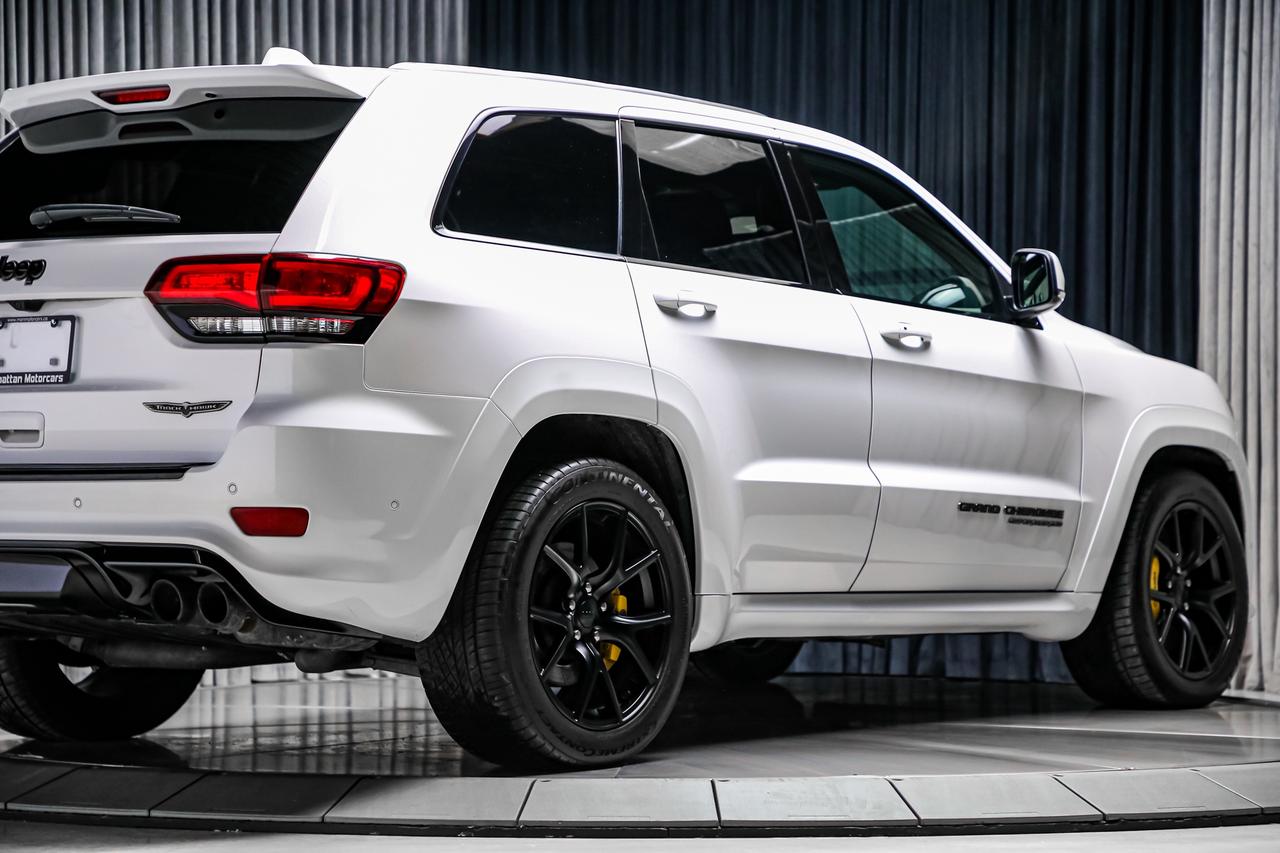 2018 Jeep Grand Cherokee TRACKHAWK 4X4 707HP NOACCIDNT ADAPTVCRUZ ROOF Photo
