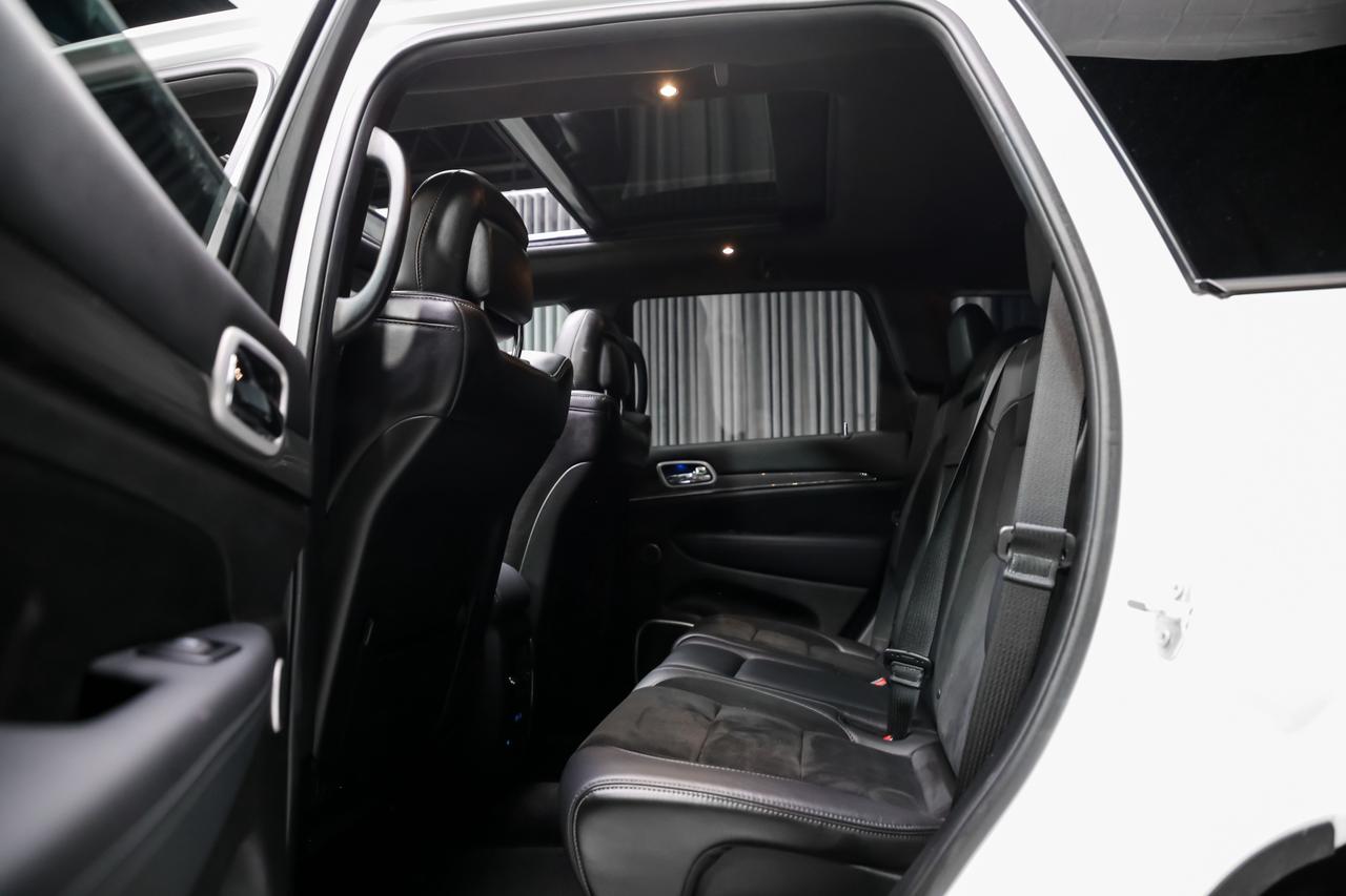 2018 Jeep Grand Cherokee TRACKHAWK 4X4 707HP NOACCIDNT ADAPTVCRUZ ROOF Photo