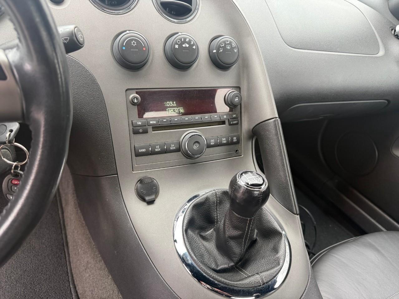 2006 Pontiac Solstice Base 2dr Convertible Photo