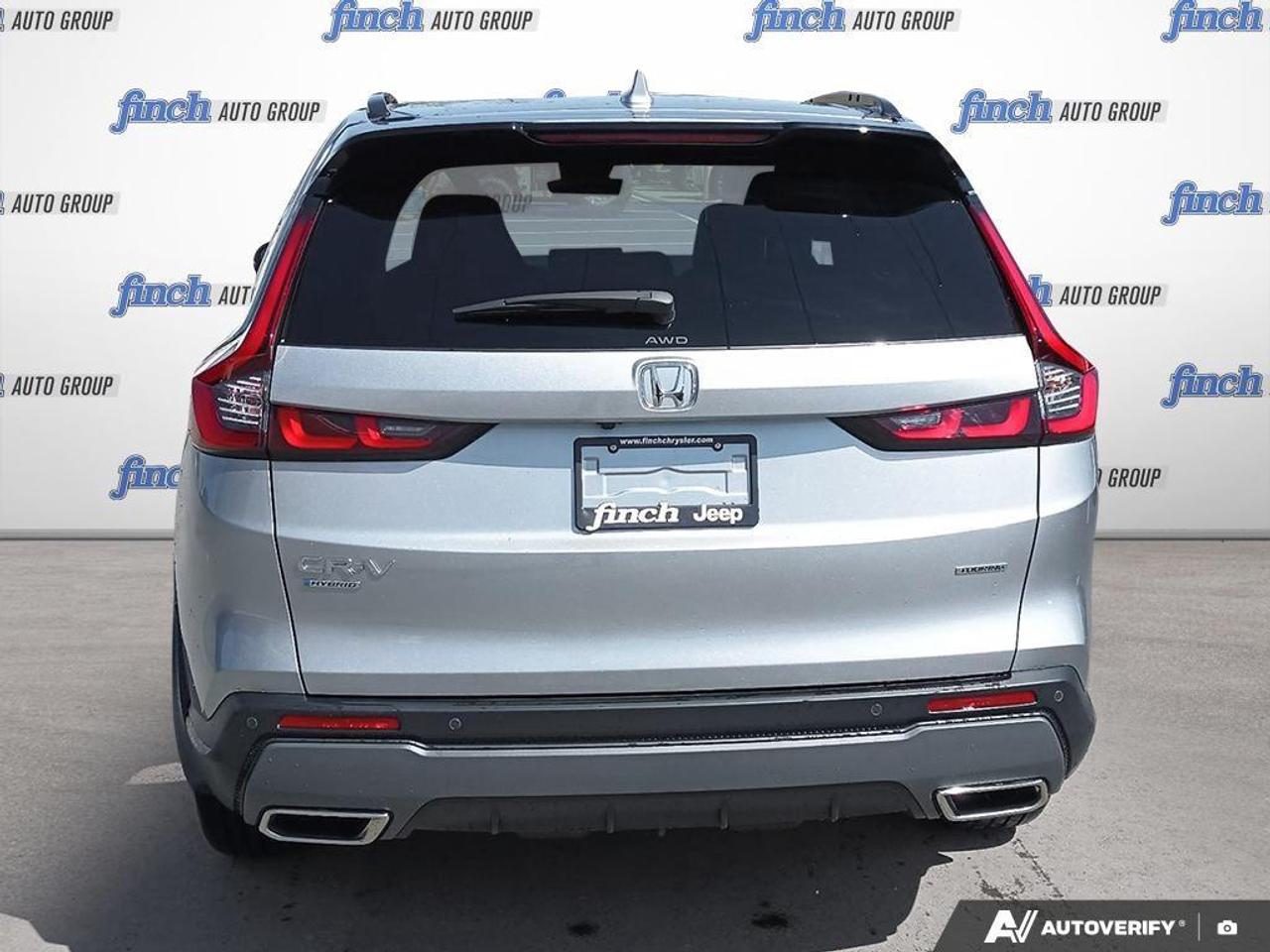 2026 Honda CR-V Hybrid Touring 4dr All-Wheel Drive Photo4