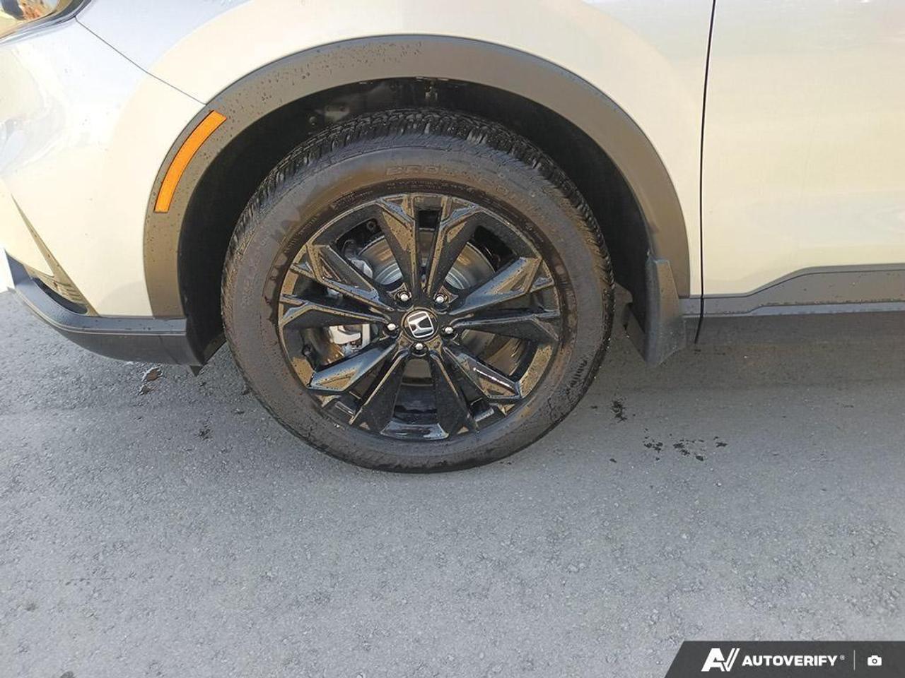 2026 Honda CR-V Hybrid Touring 4dr All-Wheel Drive Photo