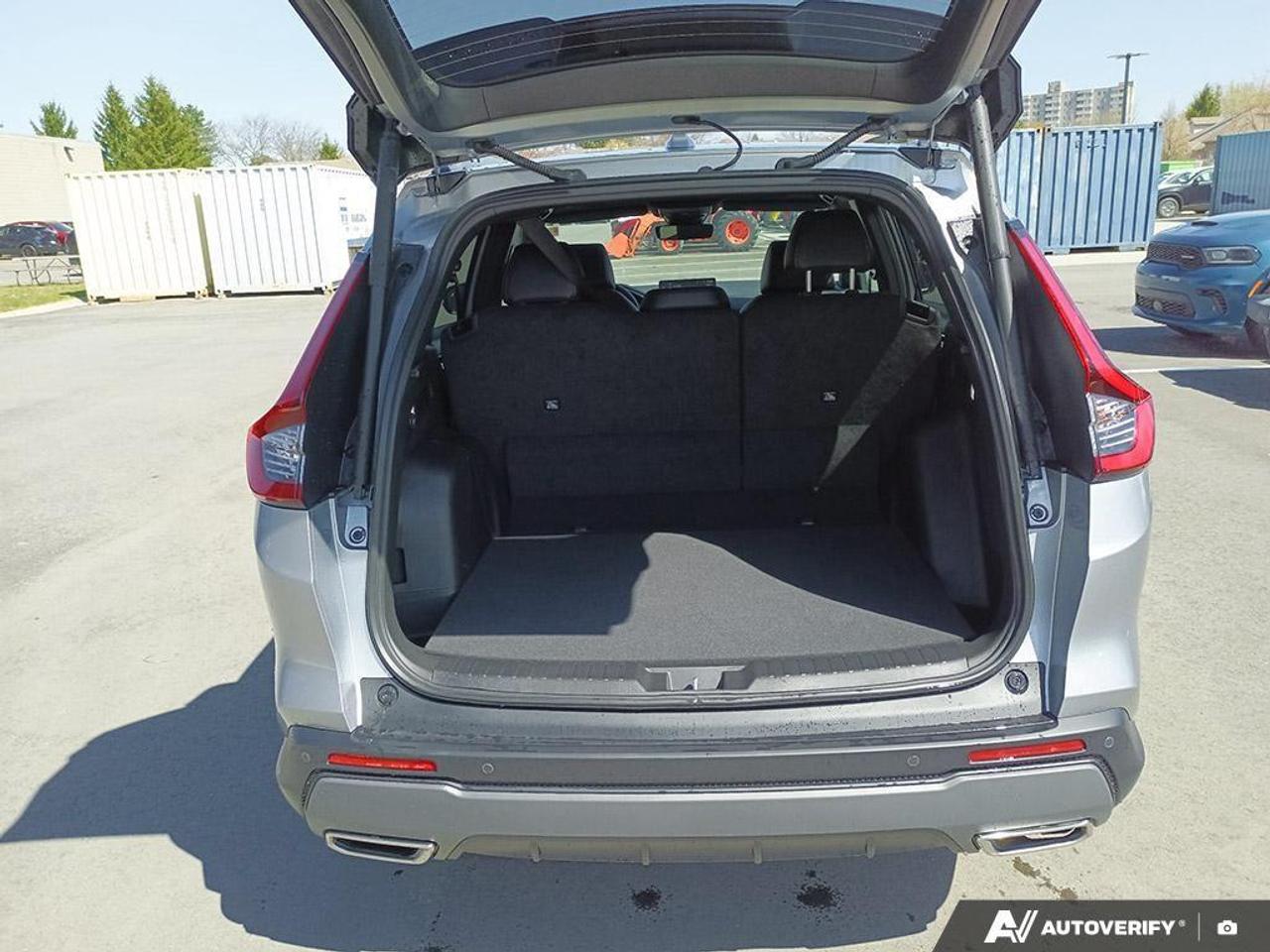 2026 Honda CR-V Hybrid Touring 4dr All-Wheel Drive Photo