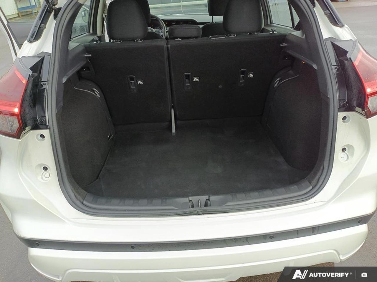 2024 Nissan Kicks SV 4dr Front-Wheel Drive Photo