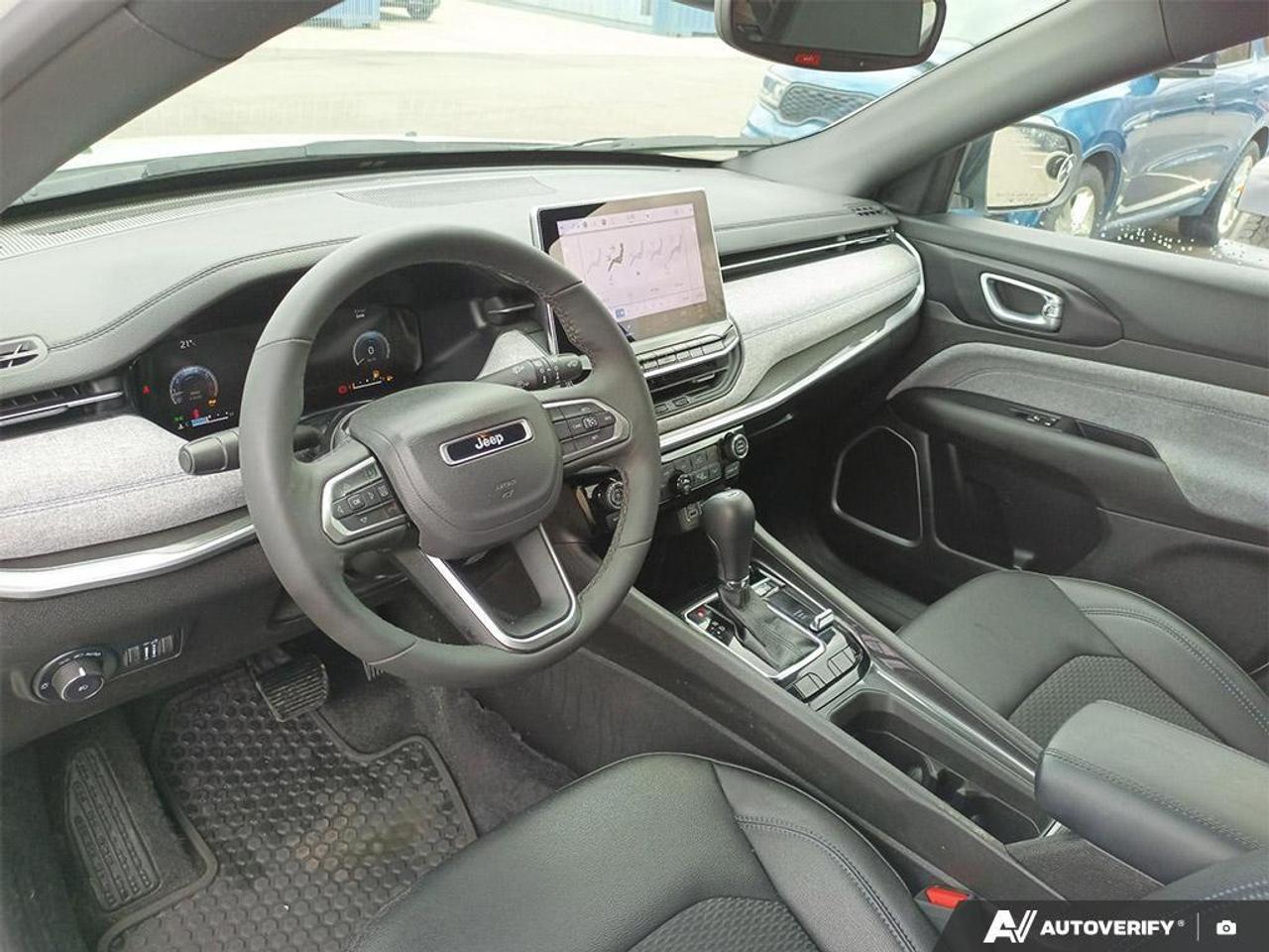 2025 Jeep Compass North 4dr 4x4 Photo