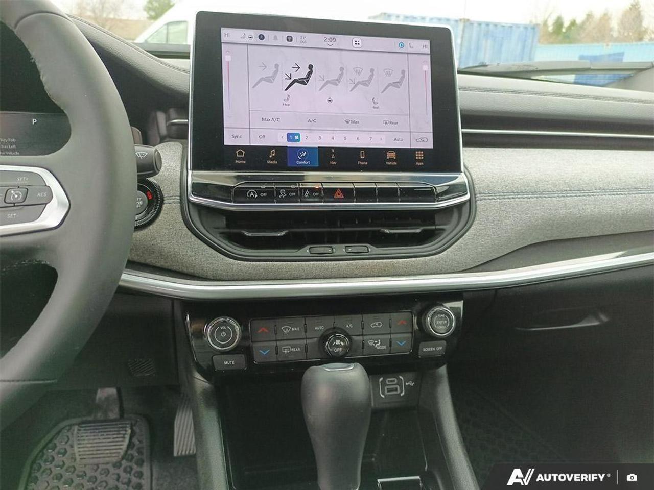 2025 Jeep Compass North 4dr 4x4 Photo