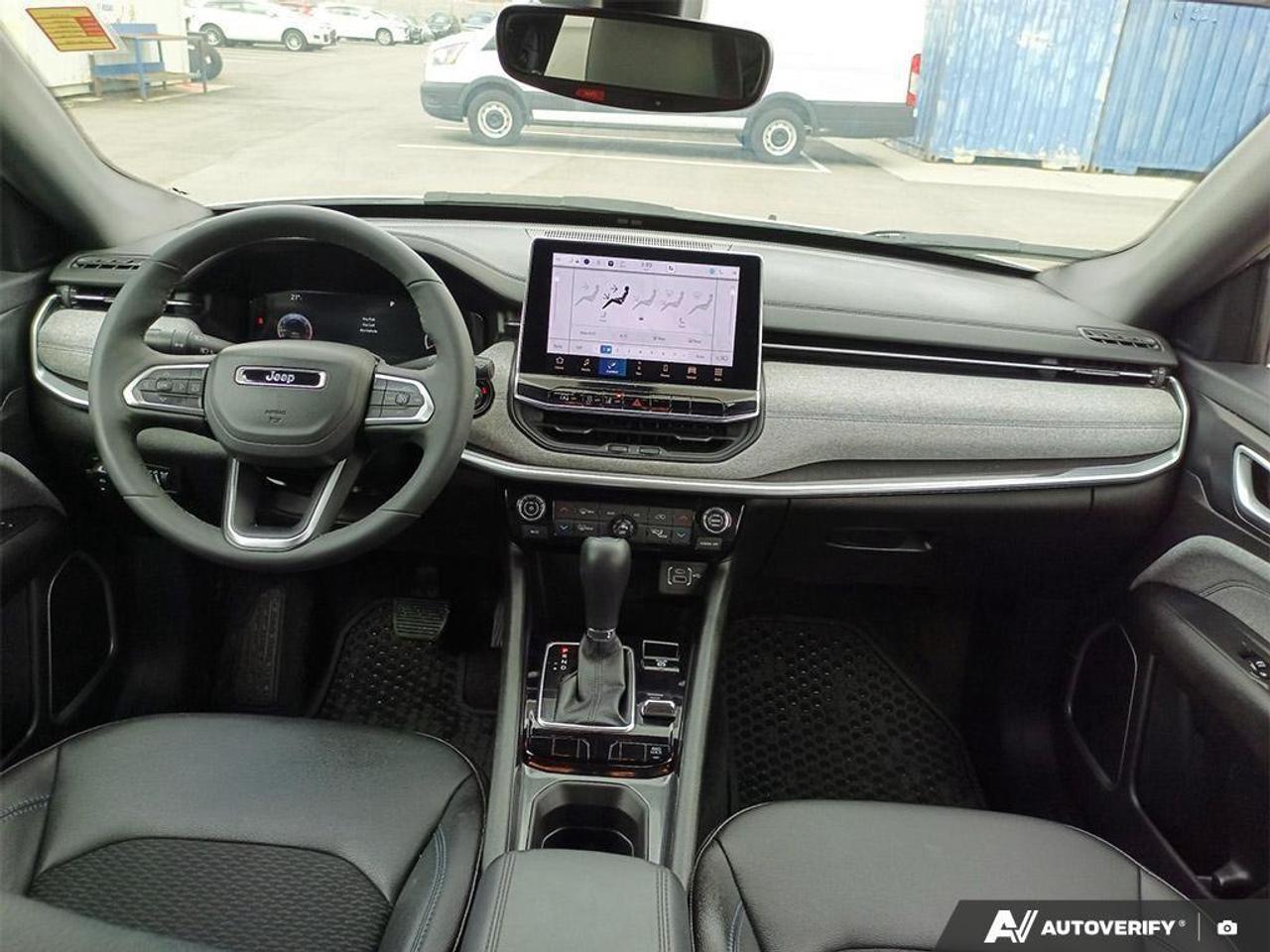 2025 Jeep Compass North 4dr 4x4 Photo