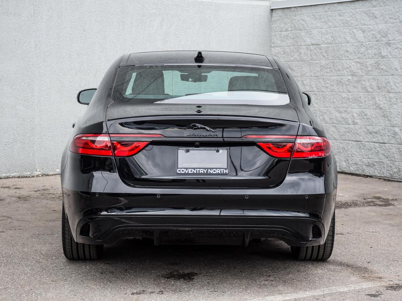 2024 Jaguar XF R-Dynamic SE Photo