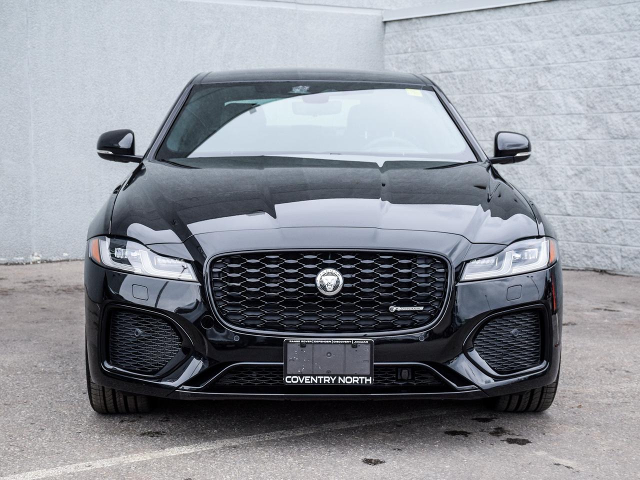 2024 Jaguar XF R-DYNAMIC SE -DYNAMIC SE Photo5